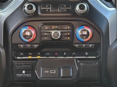 Used 2020  GMC Sierra 1500 4WD Crew Cab SLT at Drivenci Motors near Olmito&comma; TX