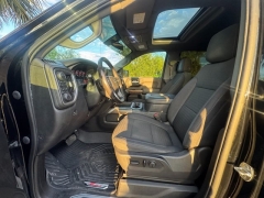 Used 2020  Chevrolet Silverado 1500 4WD Crew Cab LT Trail Boss at Drivenci Motors near Olmito, TX