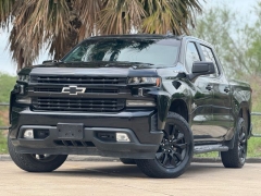 Used 2020  Chevrolet Silverado 1500 2WD Crew Cab RST at Drivenci Motors near Olmito&comma; TX