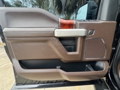 Used 2019  Ford F-150 4WD SuperCrew King Ranch 5 1&sol;2 at Drivenci Motors near Olmito&comma; TX