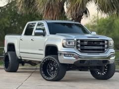 Used 2017  GMC Sierra 1500 4WD Crew Cab 143.5" SLT at Drivenci Motors near Olmito, TX