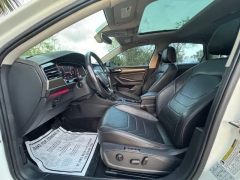 Used 2019  Volkswagen Jetta 4d Sedan 1&period;4T SEL Premium at Drivenci Motors near Olmito&comma; TX