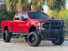 Used 2017  Ford Super Duty F-250 4WD Crew Cab Lariat at Drivenci Motors near Olmito, TX