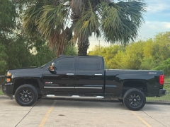 Used 2018 Chevrolet Silverado 2500 4WD Crew Cab LT at Drivenci Motors near Olmito, TX