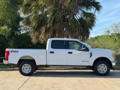 Used 2017  Ford Super Duty F-250 SRW 4WD Crew Cab Box at Drivenci Motors near Olmito&comma; TX
