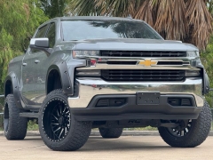 Used 2020  Chevrolet Silverado 1500 4WD Crew Cab 147" LT at Drivenci Motors near Olmito&comma; TX