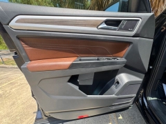Used 2021  Volkswagen Atlas 2021&period;5 3&period;6L V6 SEL Premium 4MOTION at Drivenci Motors near Olmito&comma; TX