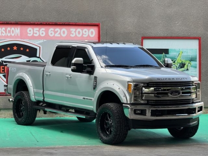 Used 2017 Ford Super Duty F-250 4WD Crew Cab Lariat at Drivenci Motors near Olmito, TX