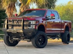 Used 2017  Ford Super Duty F-250 4WD Crew Cab Lariat at Drivenci Motors near Olmito, TX