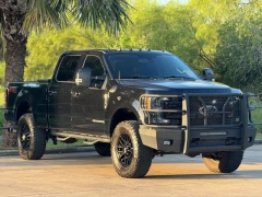 Used 2019 Ford Super Duty F-250 4WD Crew Cab Lariat at Drivenci Motors near Olmito, TX