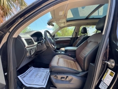 Used 2021  Volkswagen Atlas 2021&period;5 3&period;6L V6 SEL Premium 4MOTION at Drivenci Motors near Olmito&comma; TX