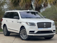 Used 2019  Lincoln Navigator 4d SUV 4WD Reserve at Drivenci Motors near Olmito&comma; TX