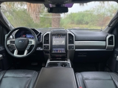 Used 2019  Ford Super Duty F-250 4WD Crew Cab Lariat at Drivenci Motors near Olmito, TX