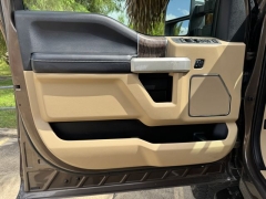 Used 2017  Ford Super Duty F-250 4WD Crew Cab Lariat at Drivenci Motors near Olmito&comma; TX