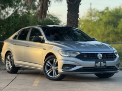 Used 2020 Volkswagen Jetta R-Line Auto w/ULEV at Drivenci Motors near Olmito, TX