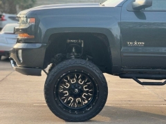Used 2018  Chevrolet Silverado 1500 4WD Crew Cab LT at Drivenci Motors near Olmito&comma; TX