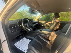 Used 2024 Honda Pilot EX-L 8 Passenger 2WD at Drivenci Motors near Olmito, TX