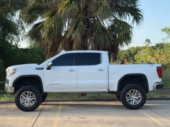 Used 2020  GMC Sierra 1500 4WD Crew Cab SLT at Drivenci Motors near Olmito&comma; TX