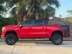 Used 2020  Chevrolet Silverado 1500 4WD Crew Cab 147" RST at Drivenci Motors near Olmito&comma; TX