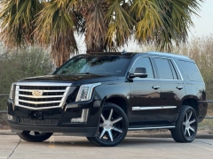 Used 2018  Cadillac Escalade 4d SUV RWD Luxury at Drivenci Motors near Olmito&comma; TX