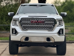 Used 2019 GMC Sierra 1500 4WD Crew Cab Denali at Drivenci Motors near Olmito, TX