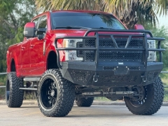 Used 2017  Ford Super Duty F-250 4WD Crew Cab Lariat at Drivenci Motors near Olmito, TX