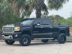 Used 2017 GMC Sierra 2500 4WD Crew Cab Denali at Drivenci Motors near Olmito, TX
