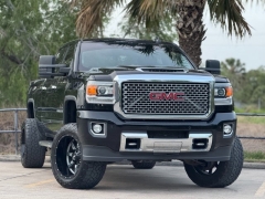Used 2017 GMC Sierra 2500 4WD Crew Cab Denali at Drivenci Motors near Olmito, TX