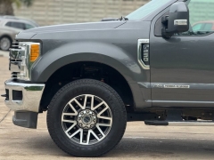 Used 2017 Ford Super Duty F-250 4WD Crew Cab Lariat at Drivenci Motors near Olmito, TX