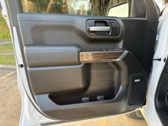 Used 2020  Chevrolet Silverado 1500 4WD Crew Cab LT Trail Boss at Drivenci Motors near Olmito&comma; TX