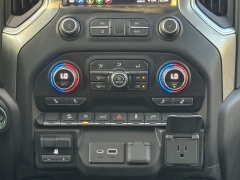 Used 2020  Chevrolet Silverado 1500 4WD Crew Cab LT Trail Boss at Drivenci Motors near Olmito, TX