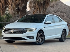 Used 2019  Volkswagen Jetta 4d Sedan 1&period;4T SEL Premium at Drivenci Motors near Olmito&comma; TX