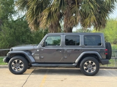 Used 2018  Jeep Wrangler Unlimited 4d SUV 4WD Sahara at Drivenci Motors near Olmito&comma; TX