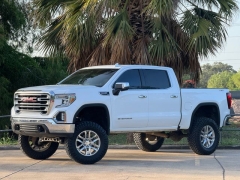 Used 2020  GMC Sierra 1500 4WD Crew Cab SLT at Drivenci Motors near Olmito&comma; TX