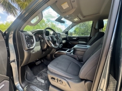 Used 2019 Chevrolet Silverado 1500 4WD Crew Cab 147" LT Trail Boss at Drivenci Motors near Olmito, TX