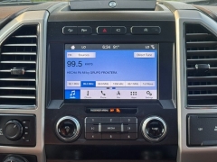 Used 2019 Ford F-150 4WD SuperCrew King Ranch 5 1/2 at Drivenci Motors near Olmito, TX