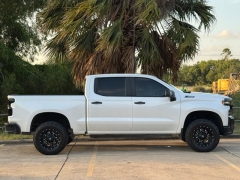 Used 2020  Chevrolet Silverado 1500 4WD Crew Cab LT Trail Boss at Drivenci Motors near Olmito&comma; TX