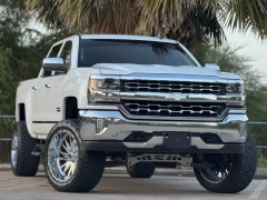 Used 2018  Chevrolet Silverado 1500 4WD Crew Cab 143.5" LTZ w/1LZ at Drivenci Motors near Olmito, TX