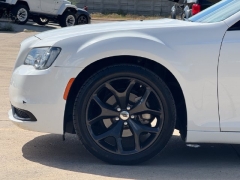 Used 2022  Chrysler 300 Touring RWD at Drivenci Motors near Olmito&comma; TX