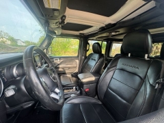 Used 2018  Jeep Wrangler Unlimited 4d SUV 4WD Sahara at Drivenci Motors near Olmito&comma; TX