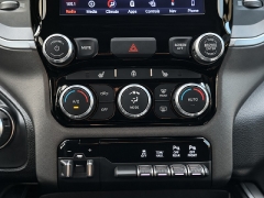 Used 2019  Ram 1500 4WD Crew Cab Big Horn&sol;Lone Star at Drivenci Motors near Olmito&comma; TX