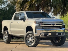 Used 2019  Chevrolet Silverado 1500 4WD Crew Cab LTZ at Drivenci Motors near Olmito&comma; TX