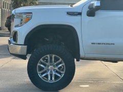 Used 2020  GMC Sierra 1500 4WD Crew Cab SLT at Drivenci Motors near Olmito&comma; TX