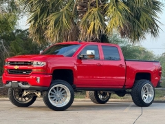 Used 2017  Chevrolet Silverado 1500 4WD Crew Cab LT Z71 at Drivenci Motors near Olmito&comma; TX