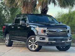 Used 2018  Ford F-150 4WD SuperCrew XLT 5 1/2 at Drivenci Motors near Olmito, TX