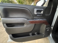 Used 2017  GMC Sierra 1500 4WD Crew Cab 143.5" SLT at Drivenci Motors near Olmito, TX