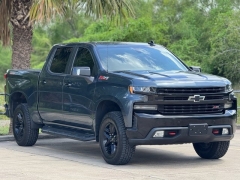 Used 2019 Chevrolet Silverado 1500 4WD Crew Cab 147" LT Trail Boss at Drivenci Motors near Olmito, TX