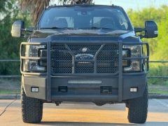 Used 2019 Ford Super Duty F-250 4WD Crew Cab Lariat at Drivenci Motors near Olmito, TX
