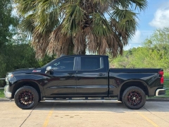 Used 2020  Chevrolet Silverado 1500 4WD Crew Cab LT at Drivenci Motors near Olmito&comma; TX