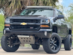 Used 2018  Chevrolet Silverado 1500 4WD Crew Cab LT Z71 at Drivenci Motors near Olmito&comma; TX